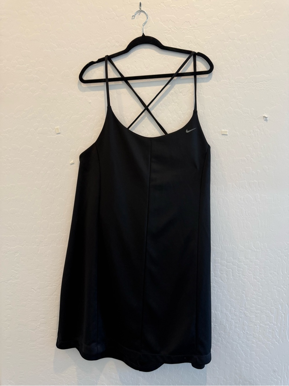 Black Plus Size Cross‑Back Mini Dress – 2X
